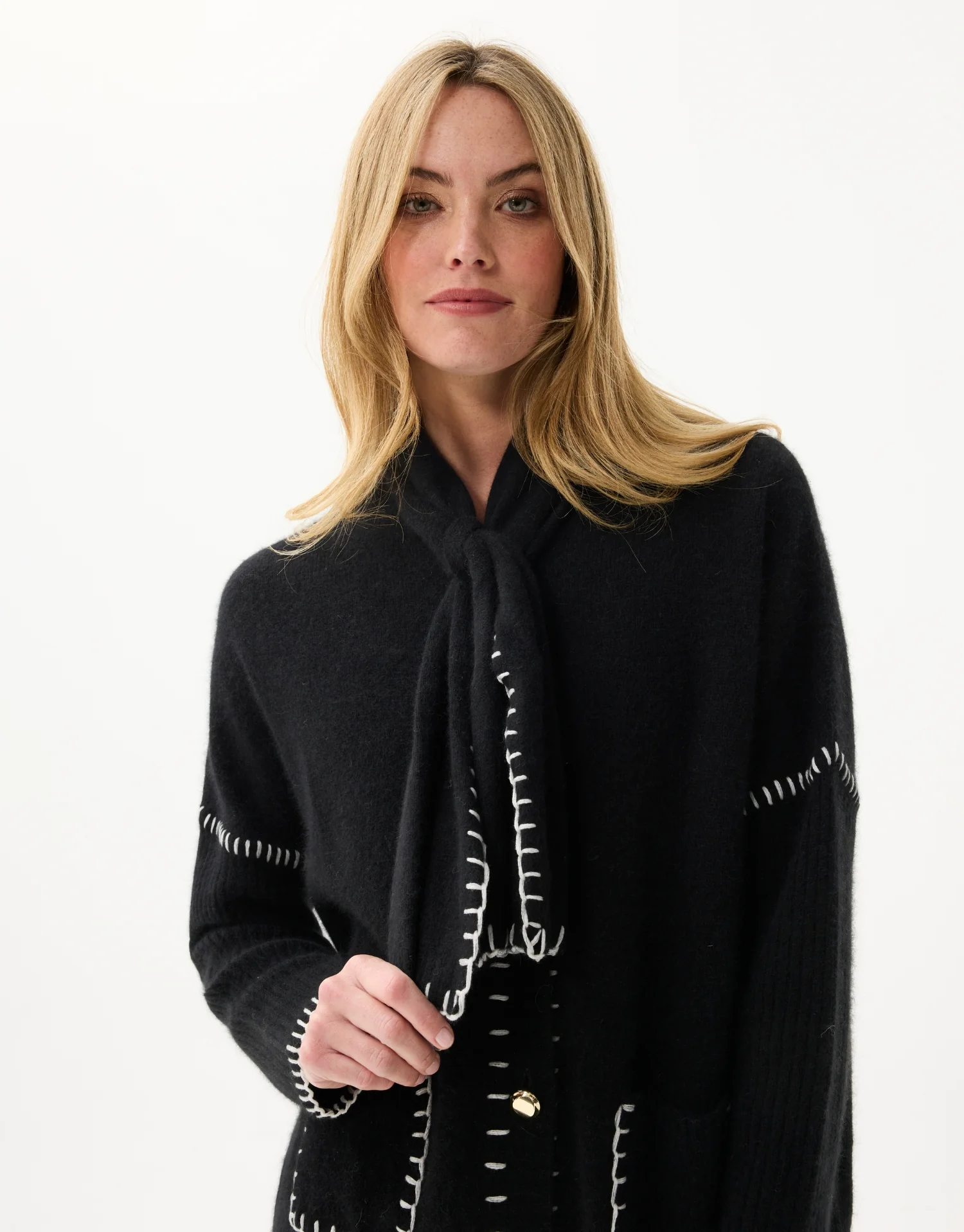 Cardigan noir à surpiqûres contrastées - Image 8
