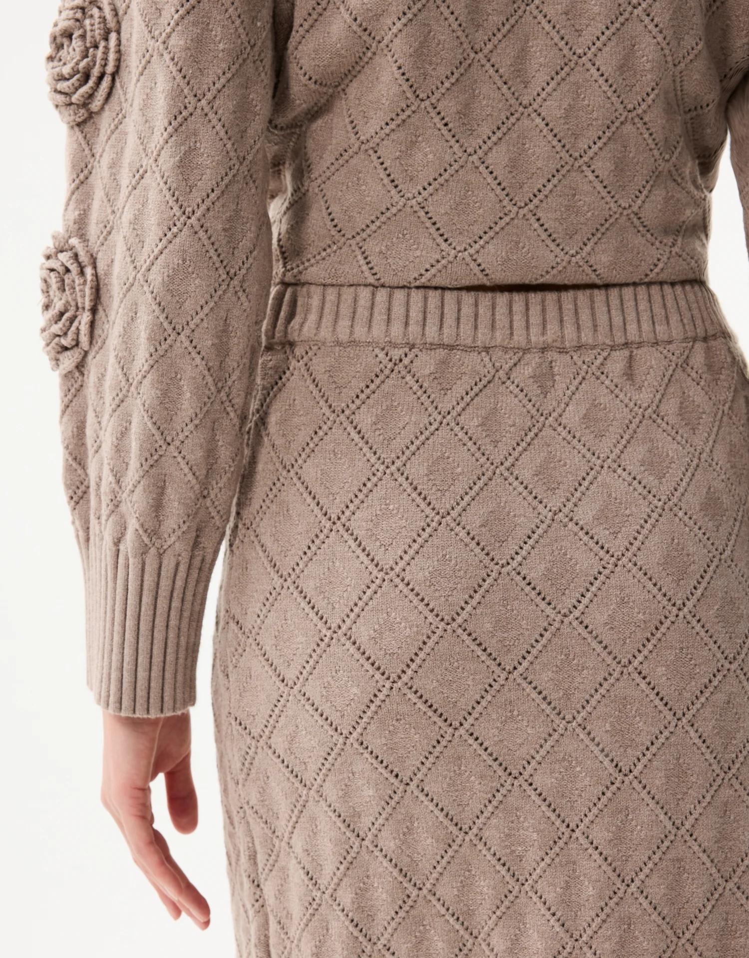 Jupe en maille relief assortie - Image 7