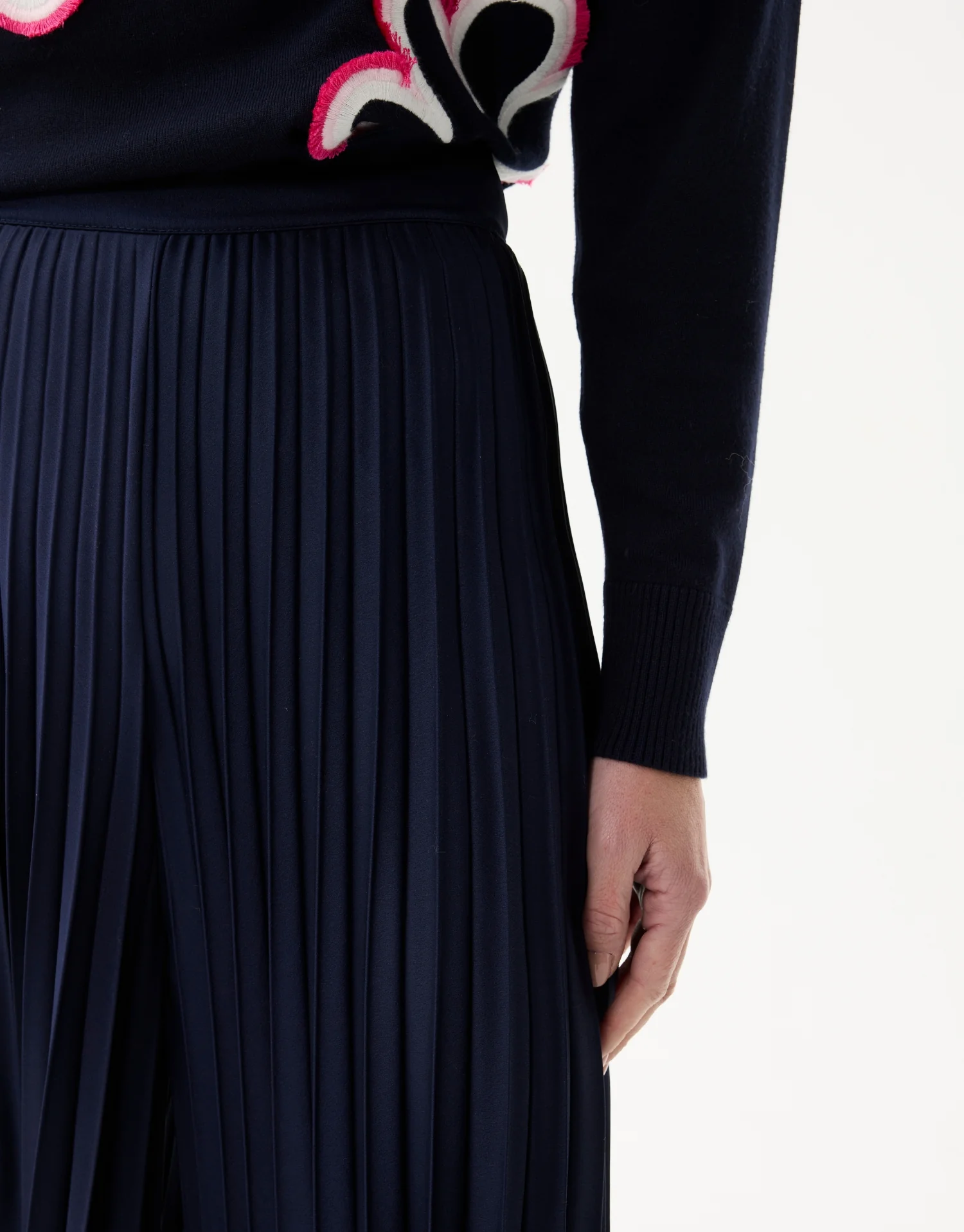 Pantalon plissé fluide - Image 3