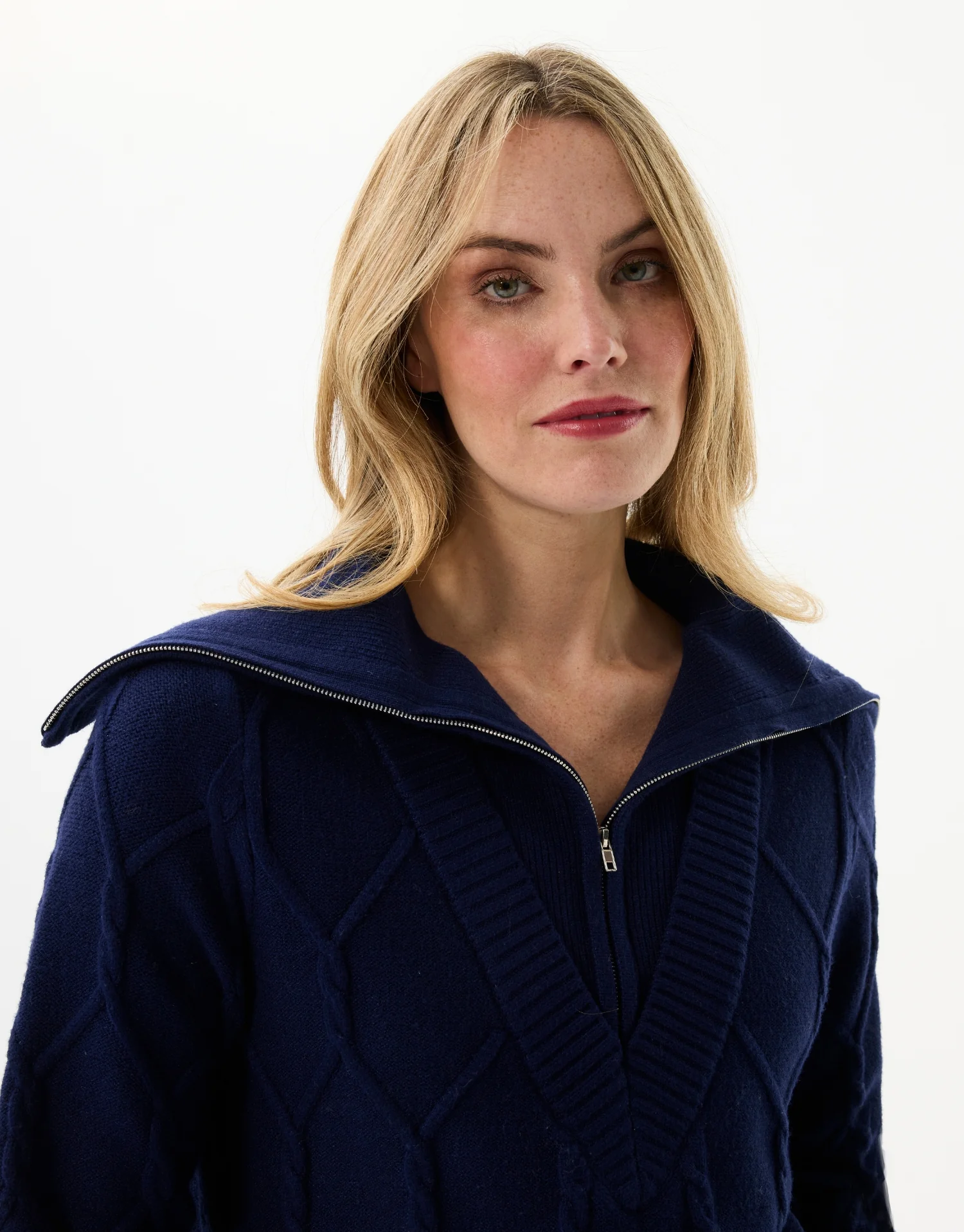 Pull à col zippé en maille relief - Image 8
