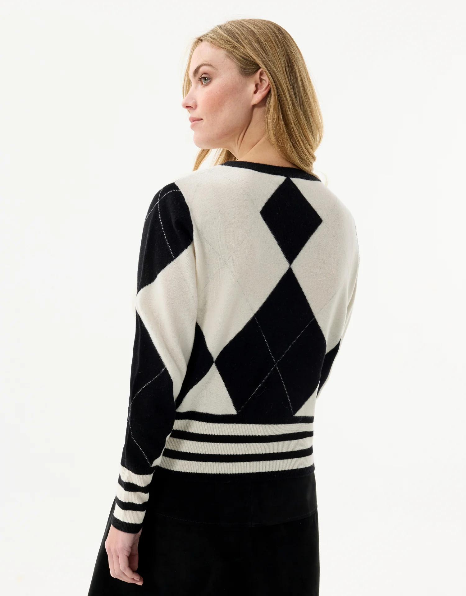 Pull à losanges bicolore en laine - Image 3