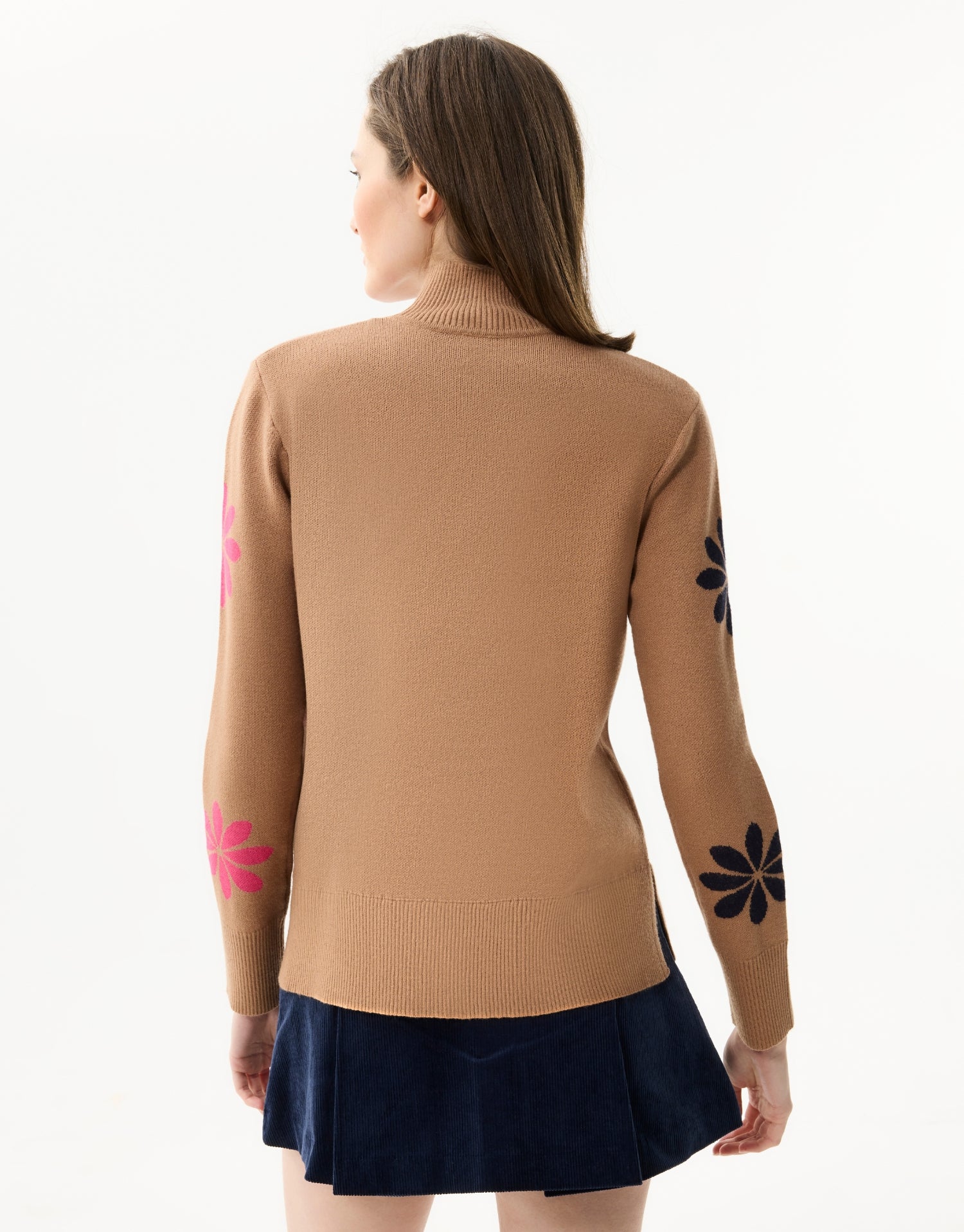 Pull col montant motif fleurs - Image 3