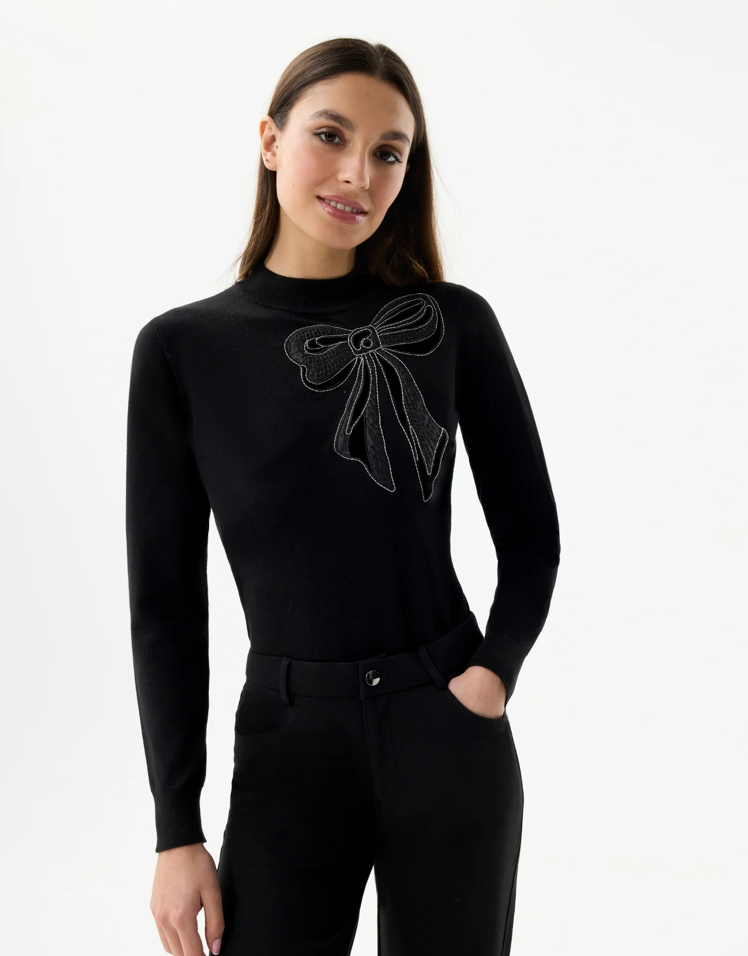 Pull en maille avec broderie nœud - Image 9