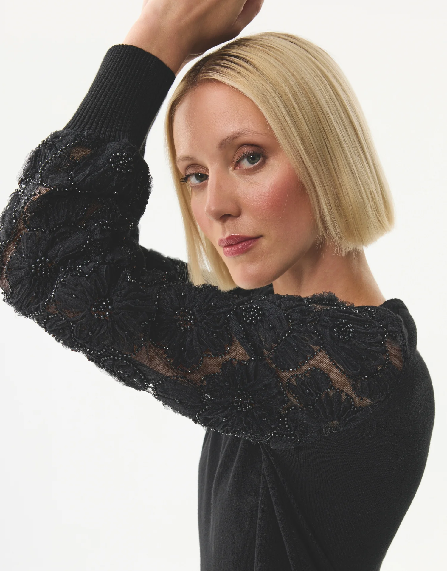 Pull en maille avec broderies florales - Image 5