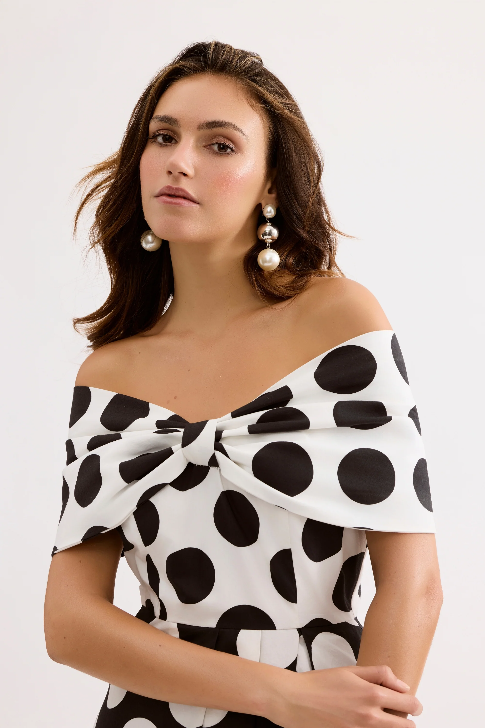Robe longue à pois épaules dénudées - Image 4