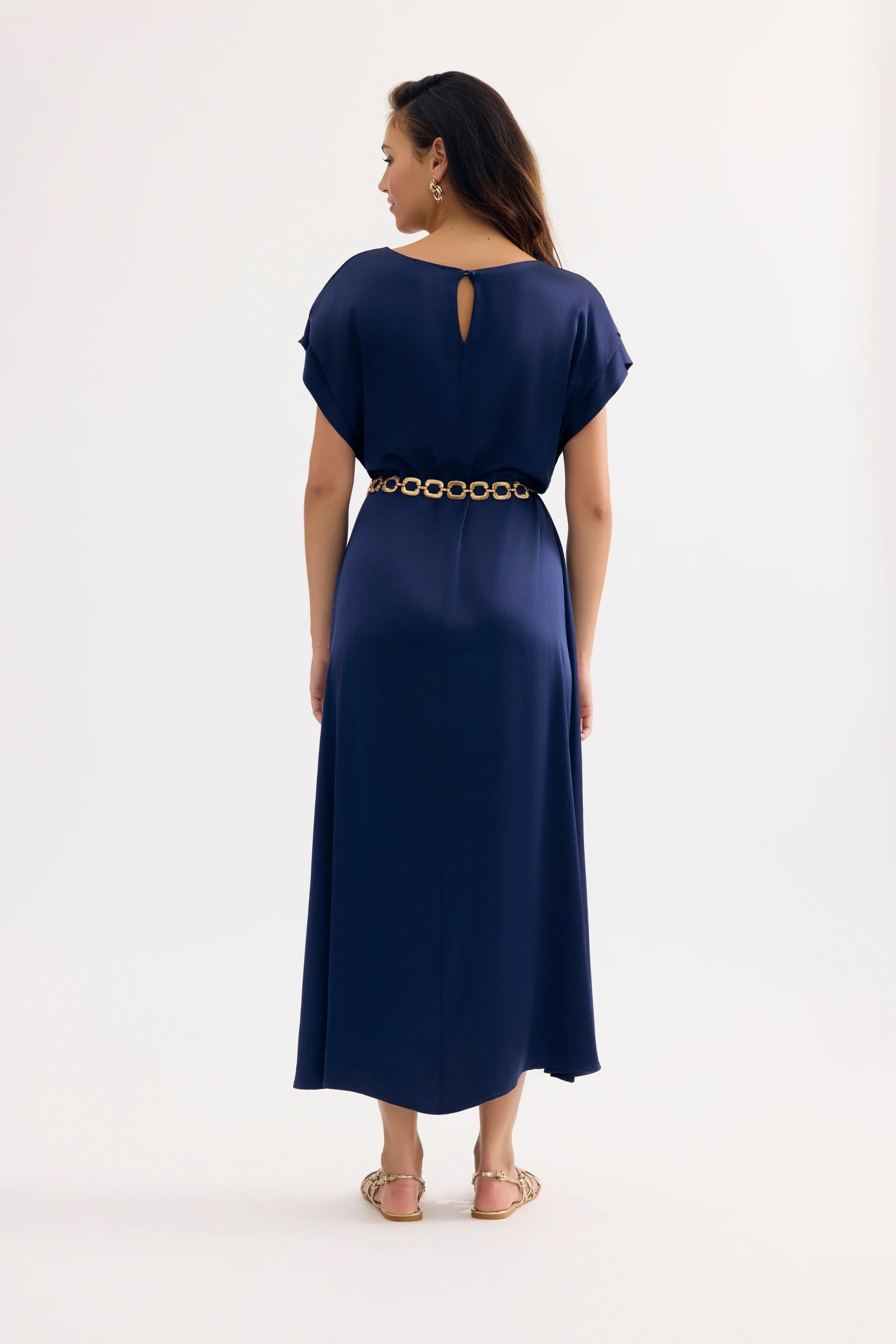 Robe longue fluide ceinturée - Image 10