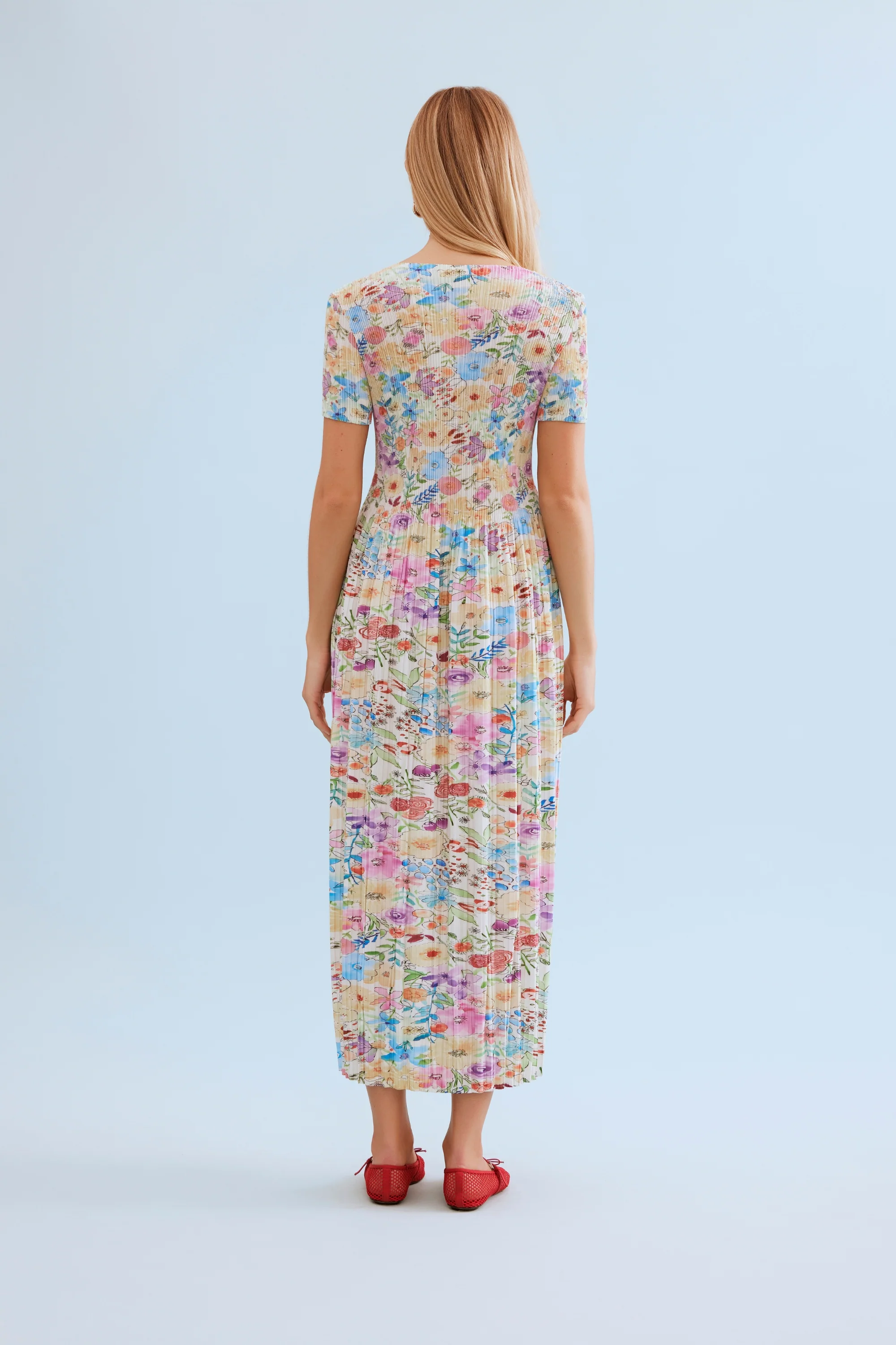 Robe midi plissée imprimée fleurs pastel - Image 4