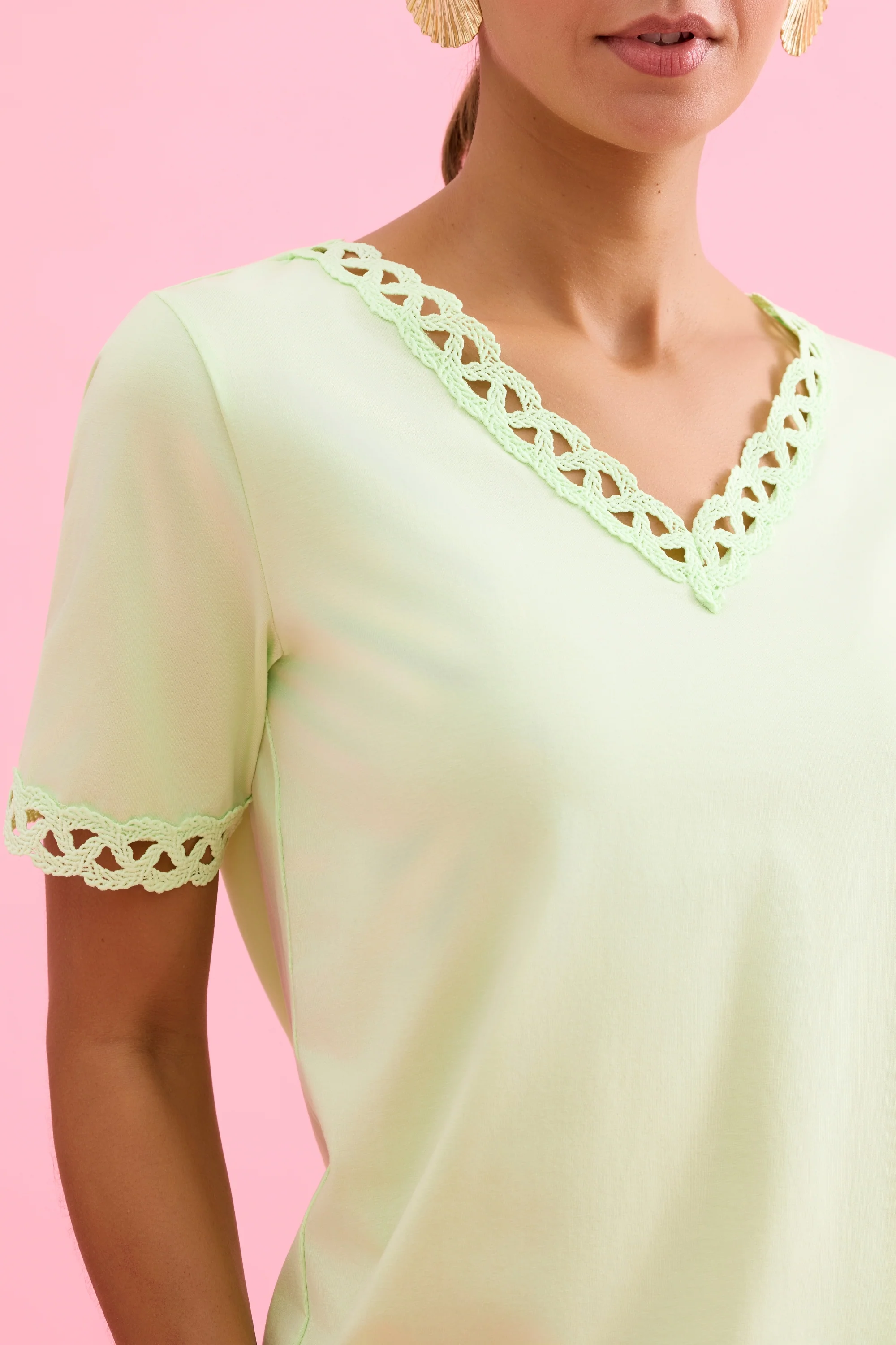 T-shirt col V détails dentelle - Image 6