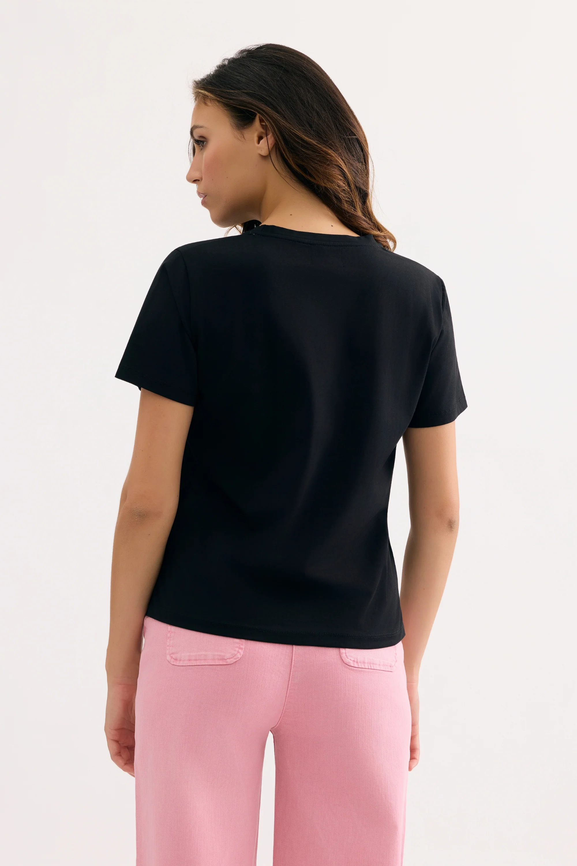 T-shirt noir à fleur rose brodée - Image 4