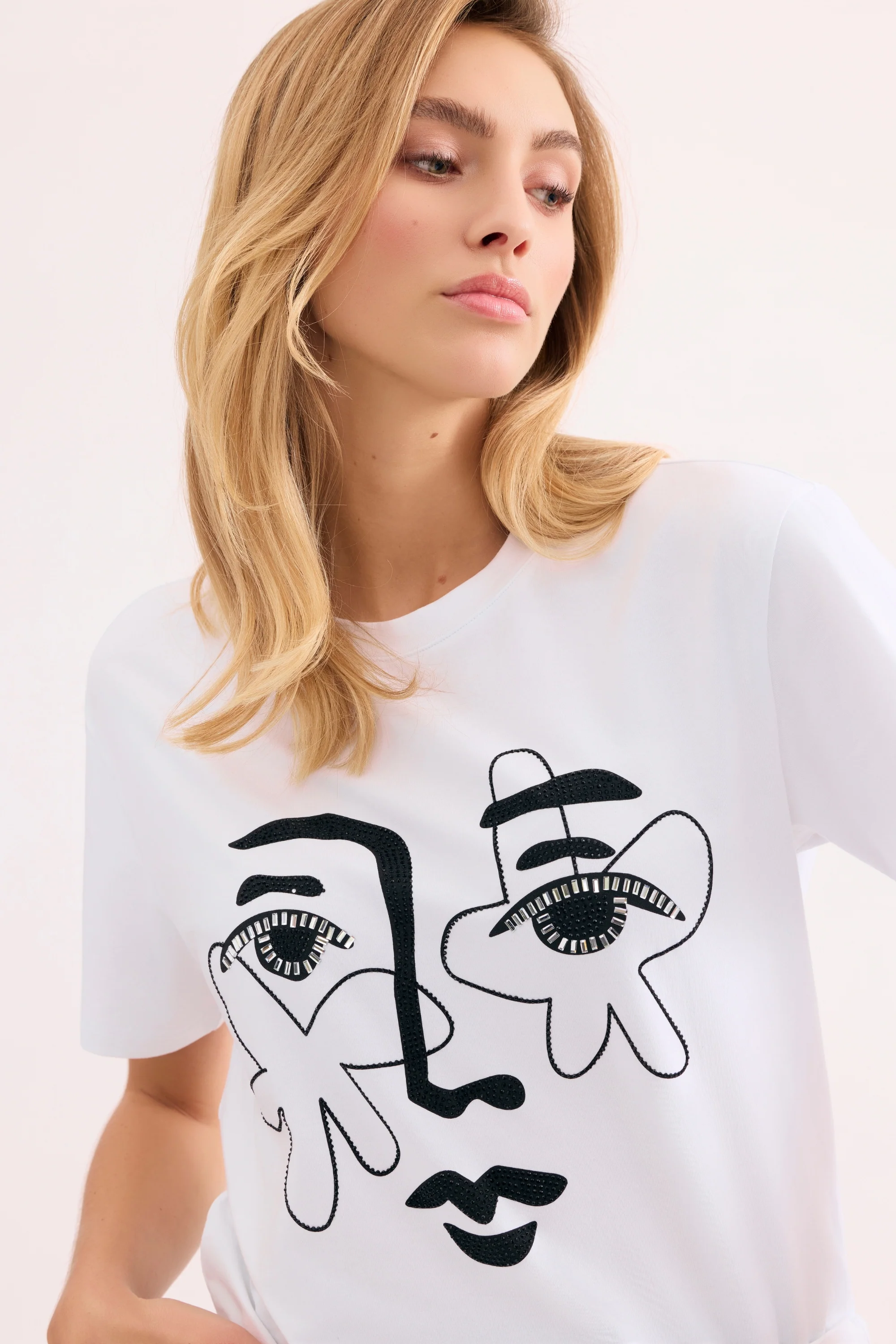 T-shirt visage graphique noir