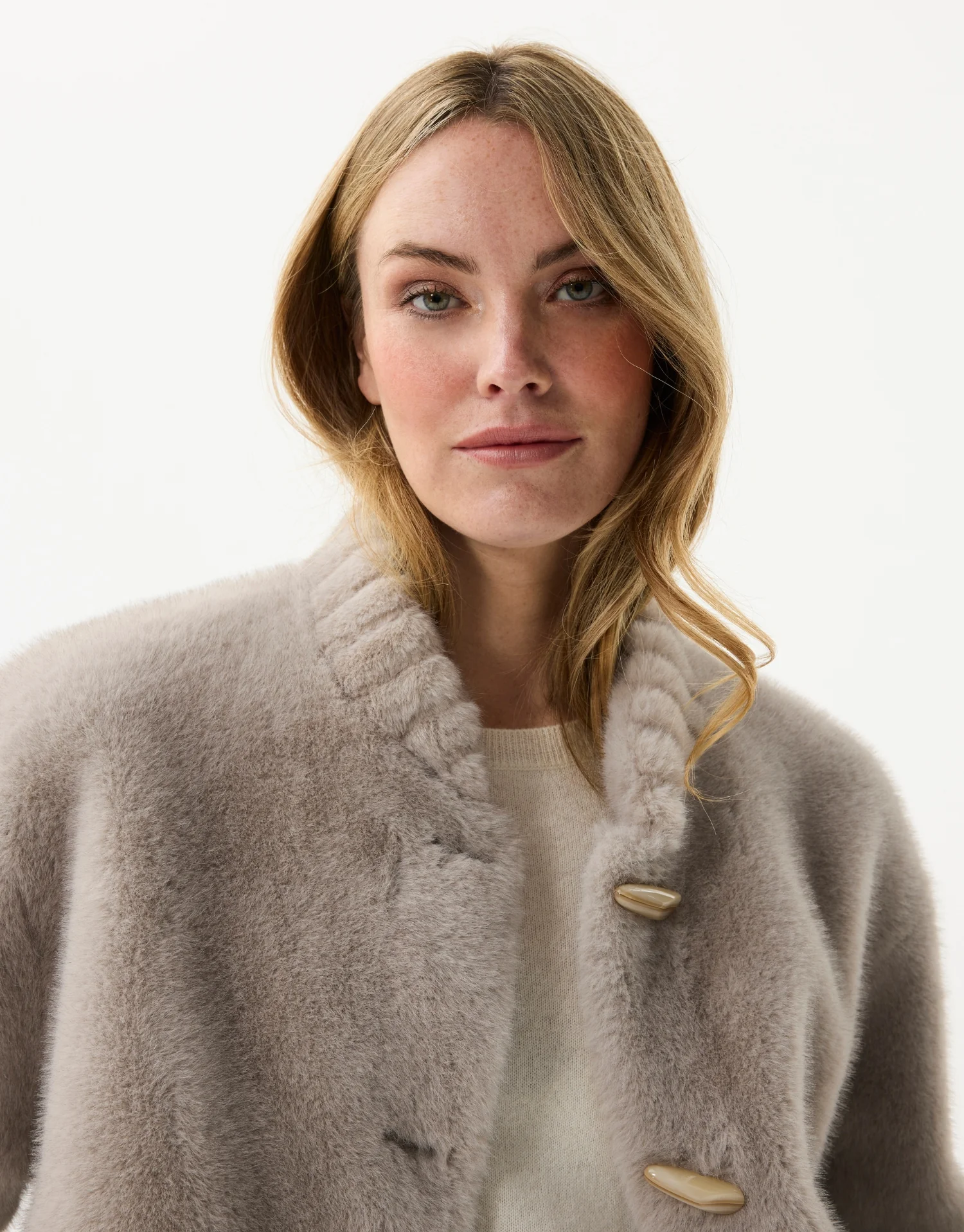 Veste courte en fausse fourrure - Image 6