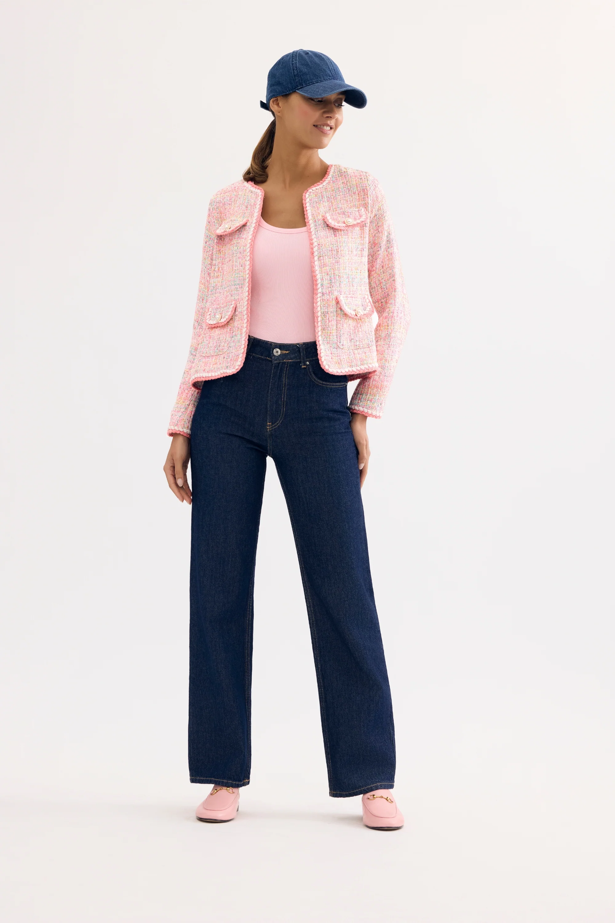 Veste en tweed rose pastel - Image 3