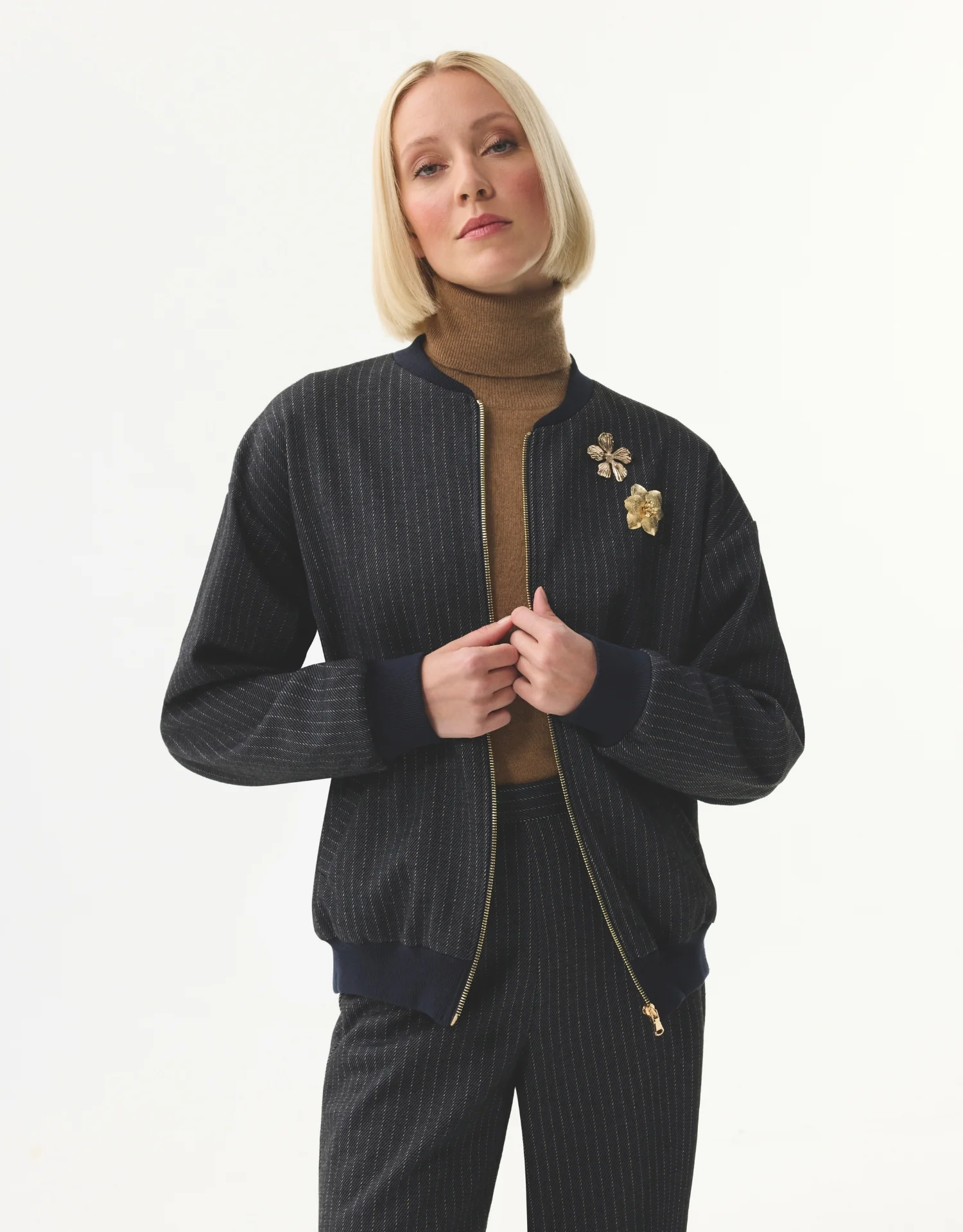 Veste zippée à rayures fines - Image 3